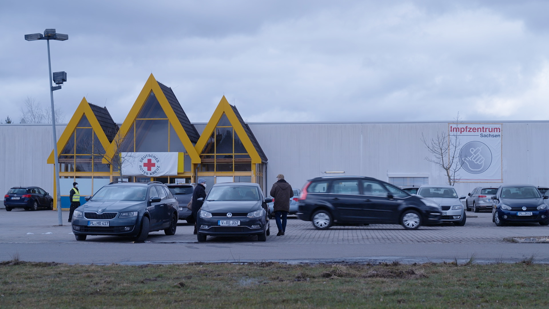 Vogtlandkreis verurteilt Brandanschlag auf Impfzentrum