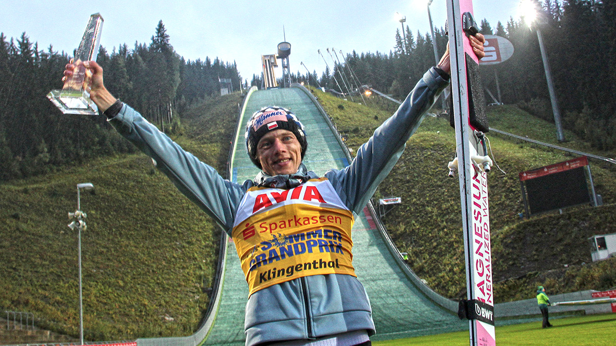 Zahlreiche Springer beim FIS Sommer Grand Prix in Klingenthal