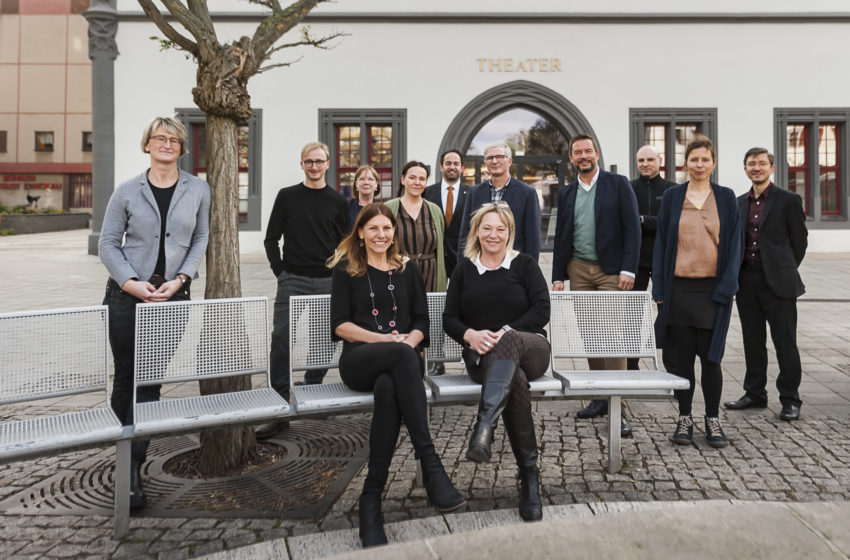 Der designierter Generalintendant Dirk Löschner präsentiert sein zukünftiges Leitungsteam des Theaters Plauen-Zwickau. Foto: André Leischner