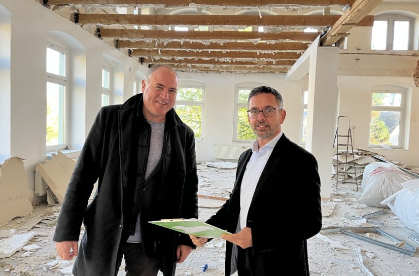 Bürgermeister Jörg Kerber und Wahlkreisabgeordneter Sören Voigt. Foto: Büro Voigt