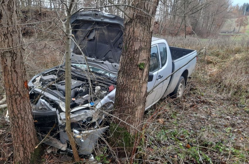 Polizei-Report Plauen-Vogtland: Mann bei Unfall schwer verletzt. Foto: Polizei