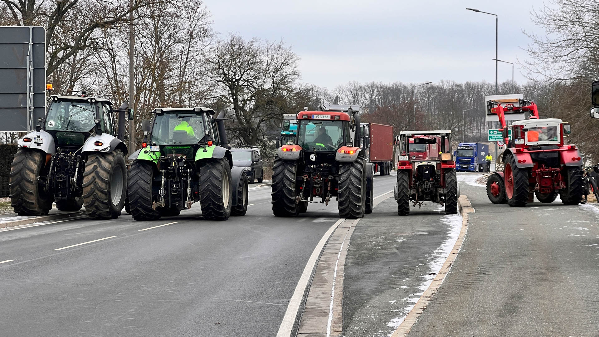 Bauernproteste im Vogtland: Landwirte auf der Straße