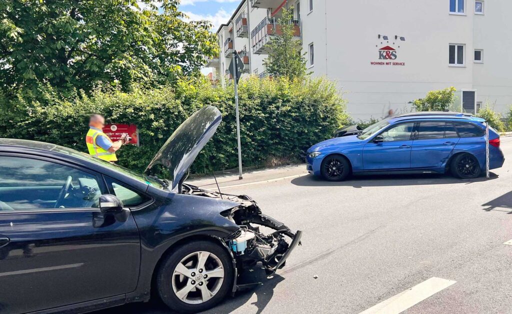 Fünf Personen bei Unfall in Plauen verletzt. Foto: S. Höfer