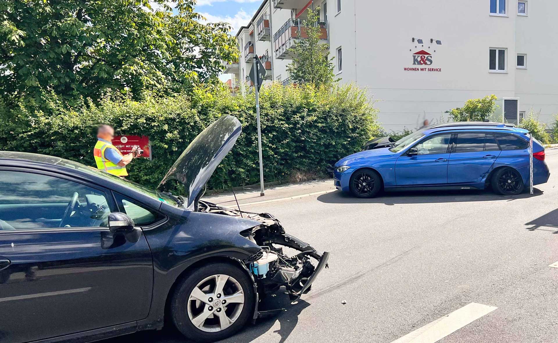 Fünf Personen bei Unfall in Plauen verletzt