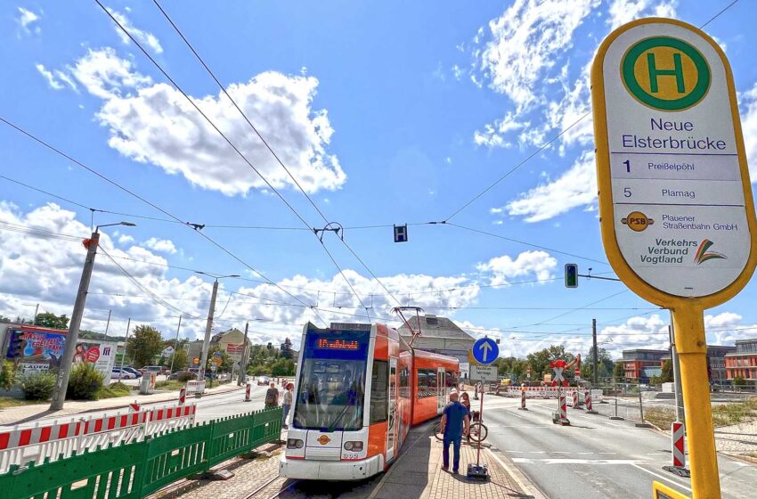 Mehr Sicherheit für Fußgänger im Baubereich Neue Elsterbrücke. Foto: S. Höfer