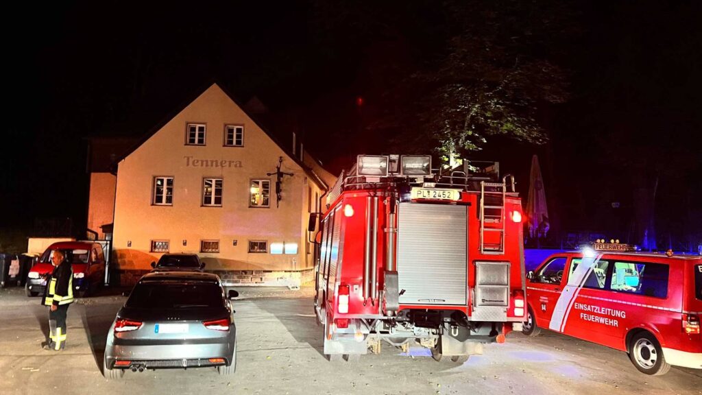 Toter Mann im Stadtparkteich in Plauen. Foto: S. Höfer