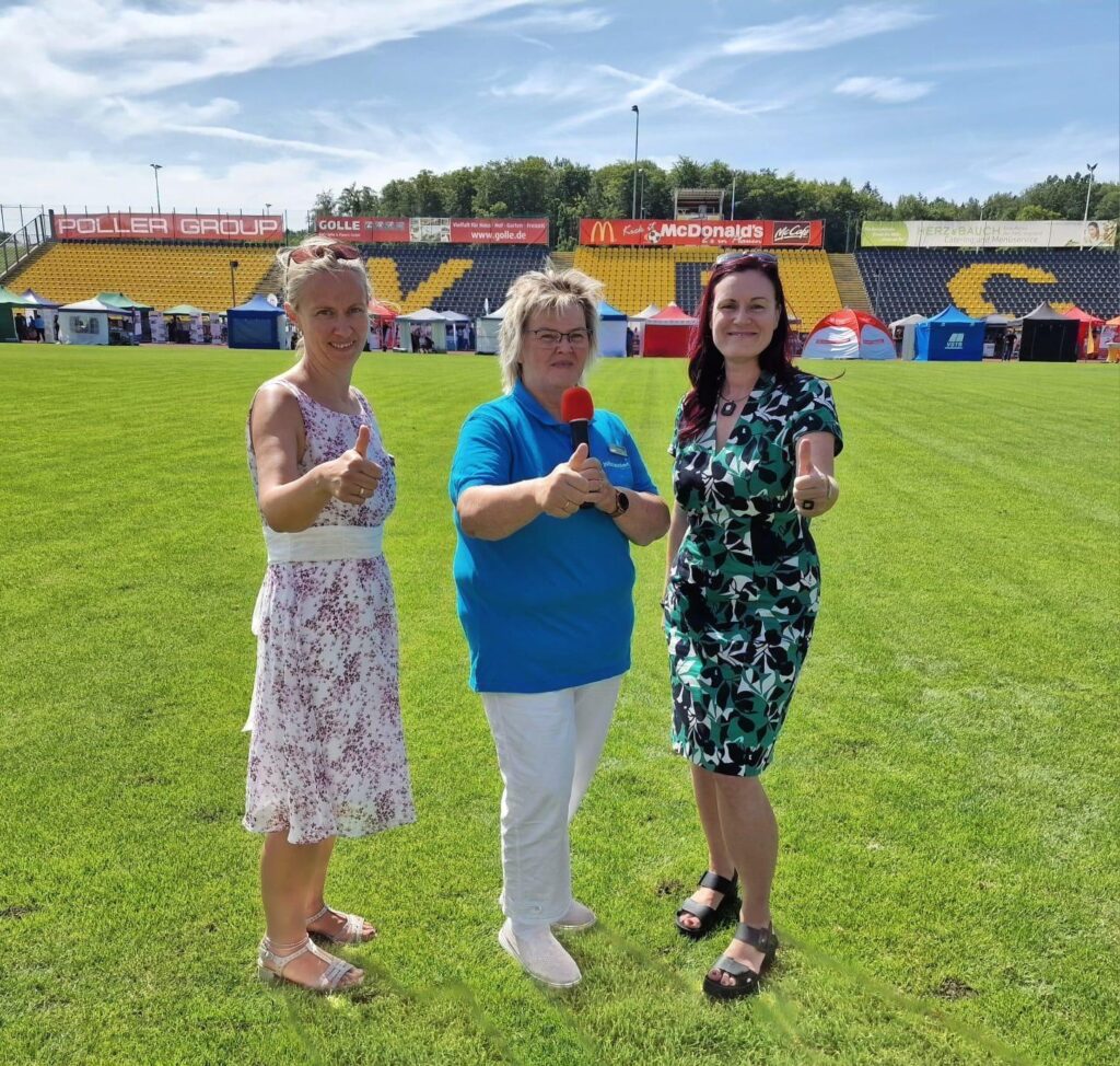 Romy Rosenbaum, Bereichsleiterin AA Plauen; Martina Kober, Geschäftsführerin Jobcenter Vogtland; Sina Krieger, Geschäftsführerin IHK Regionalkammer Plauen (von links nach rechts). Foto: Arbeitsagentur Plauen