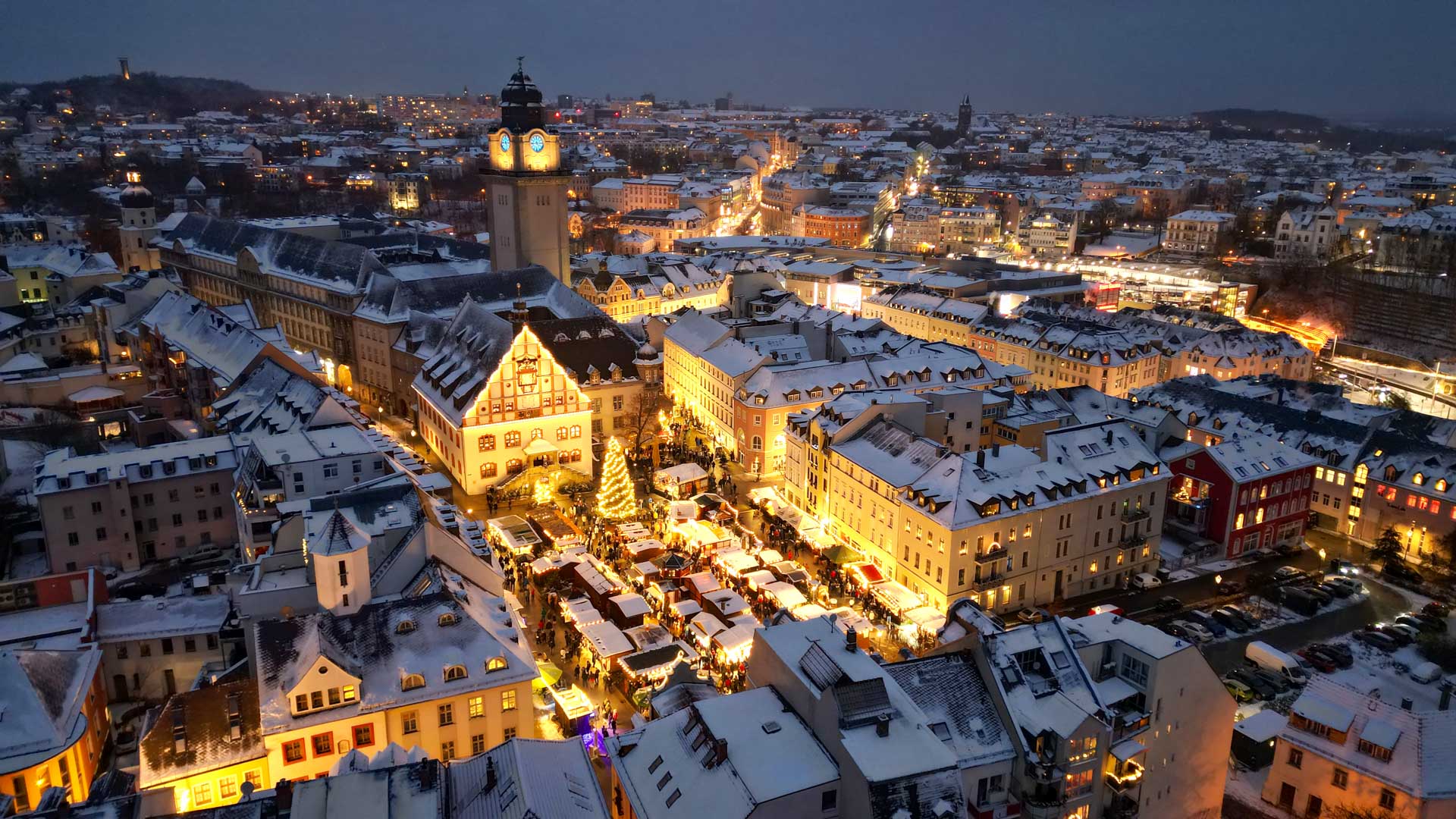 Das ist los auf dem Plauener Weihnachtsmarkt 2024. Foto: Stadt Plauen