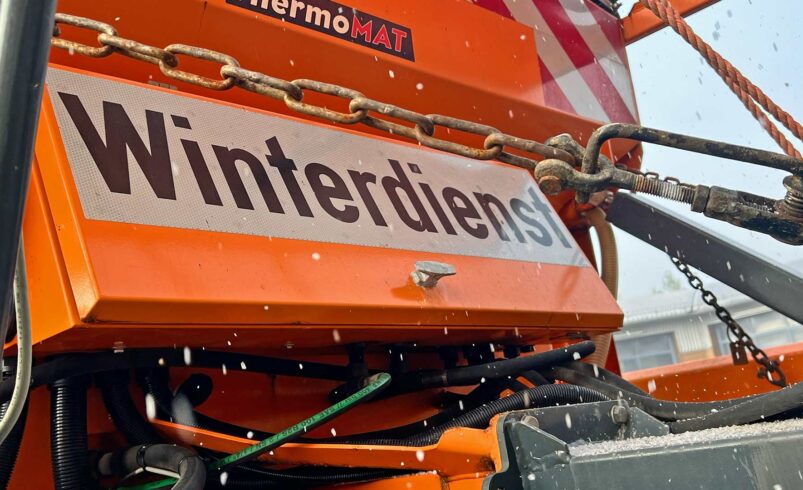 Der Winterdienst ist im Vogtland im Einsatz. Foto: S. Höfer