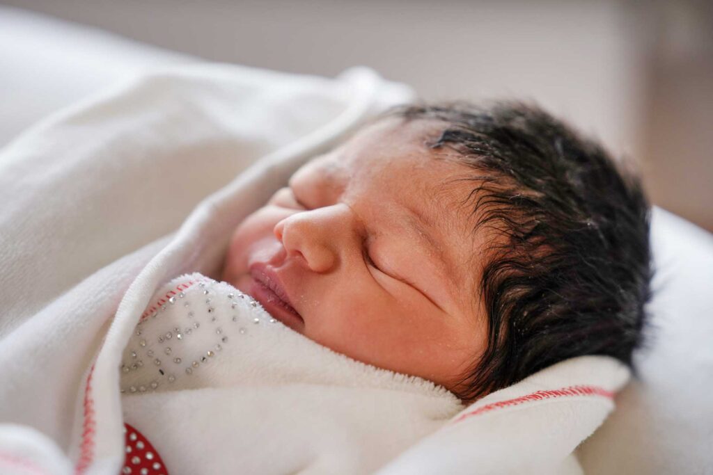 Weihnachtsbaby 2024: Sama Eibo. Foto: Loreen Zacher – Helios Vogtland-Klinikum Plauen