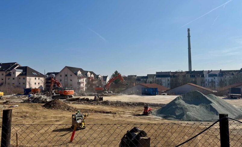 Baustart für den neuen EDEKA-Markt in Plauen: Die Bauarbeiten sind im Gange. Foto: A.Hellgoth